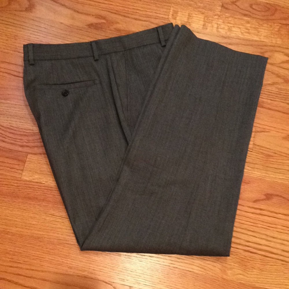 Men’s Banana Republic dress slacks